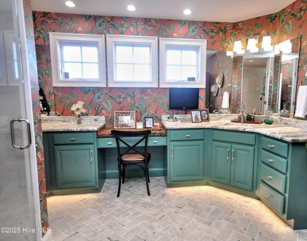 37 Lee Street, Ocean Isle Beach, NC 28469