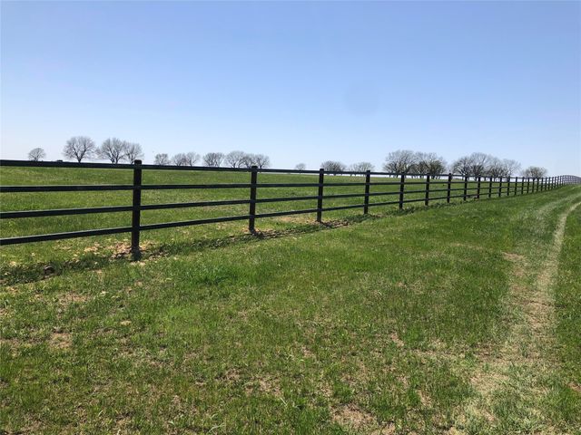 2300 Kacy Way, Van Alstyne, TX 75495