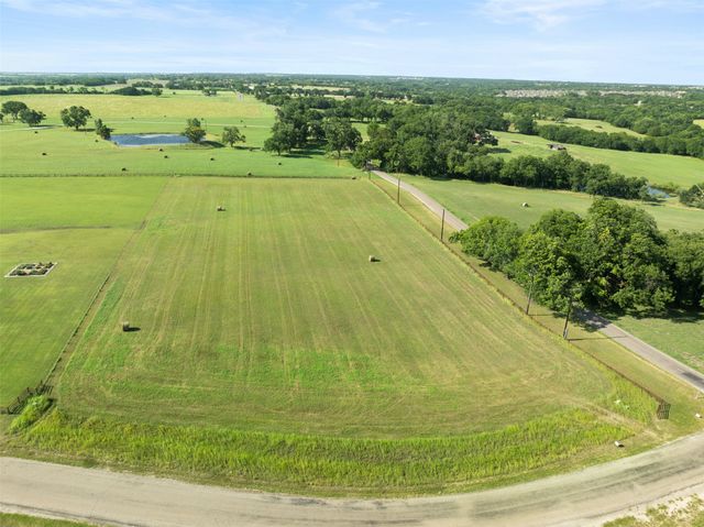 2300 Kacy Way, Van Alstyne, TX 75495