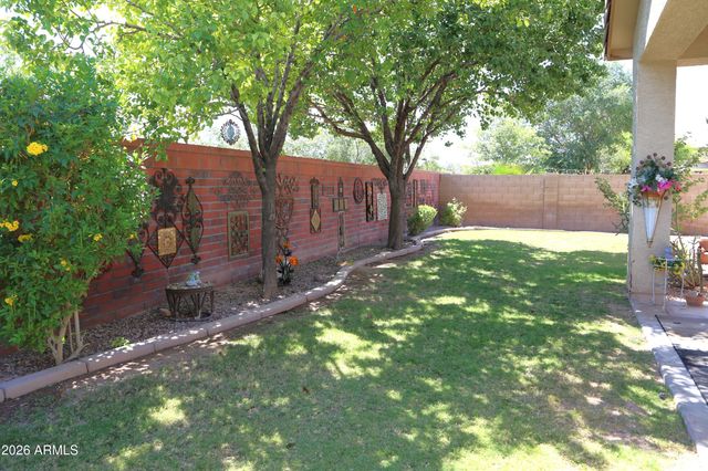 3893 E BRIDGEPORT Parkway, Gilbert, AZ 85295