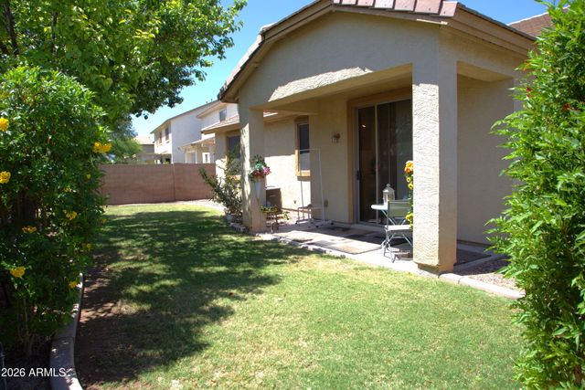 3893 E BRIDGEPORT Parkway, Gilbert, AZ 85295