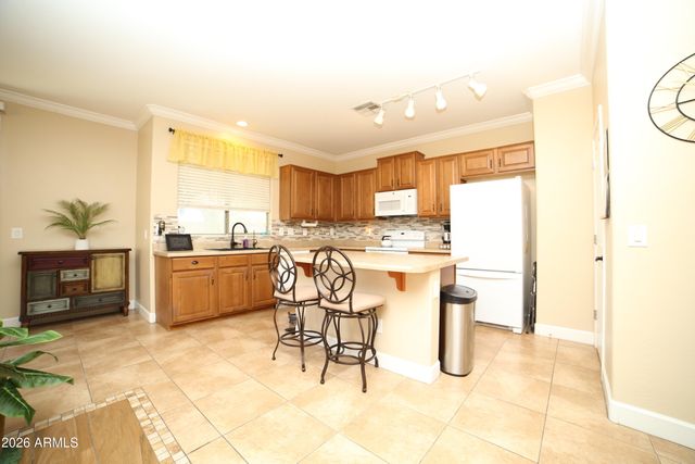 3893 E BRIDGEPORT Parkway, Gilbert, AZ 85295
