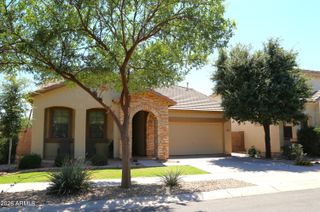 3893 E BRIDGEPORT Parkway, Gilbert, AZ 85295