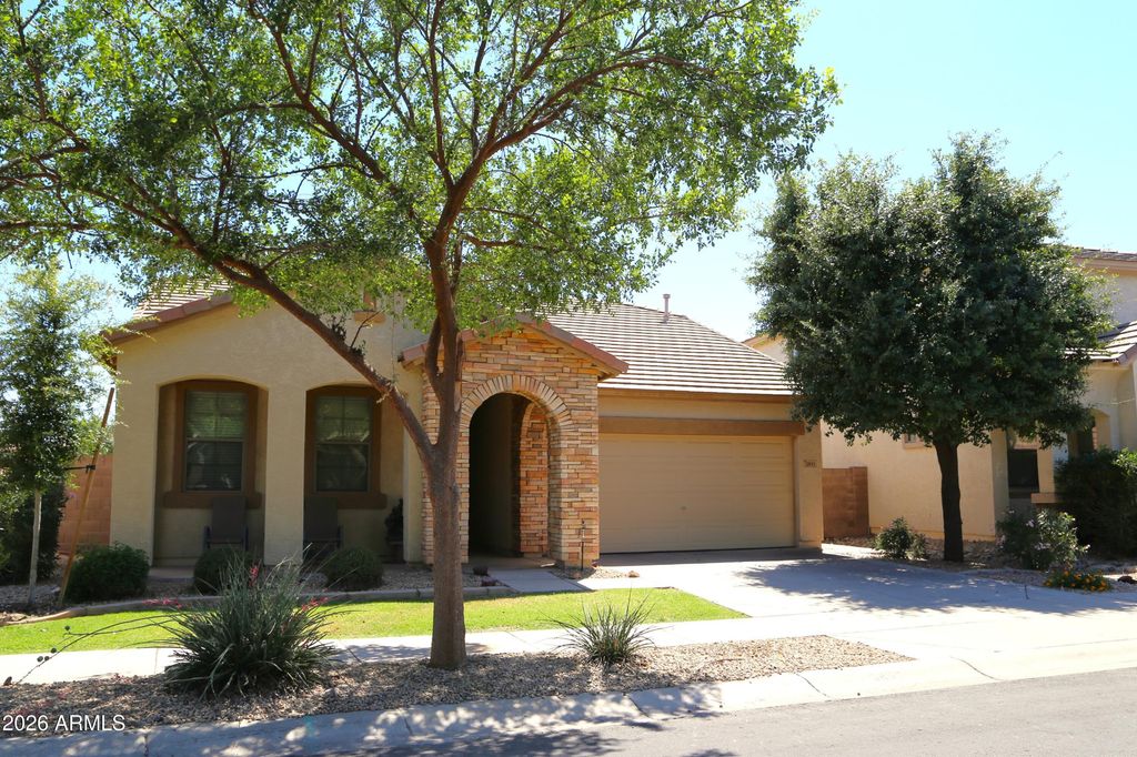 3893 E BRIDGEPORT Parkway, Gilbert, AZ 85295