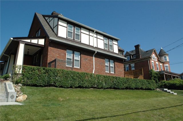 2 Dawson Court, Oakland, PA 15213