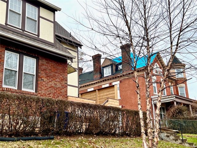 2 Dawson Court, Oakland, PA 15213