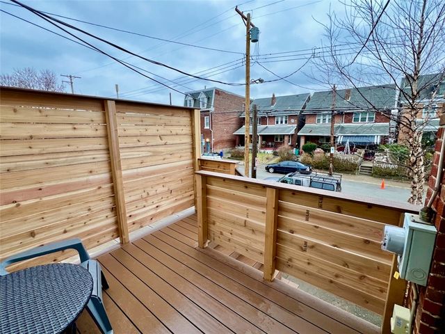 2 Dawson Court, Oakland, PA 15213