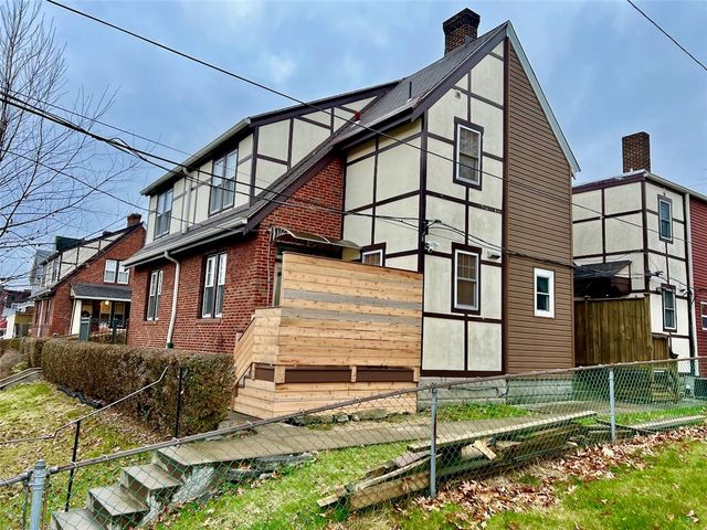 2 Dawson Court, Oakland, PA 15213