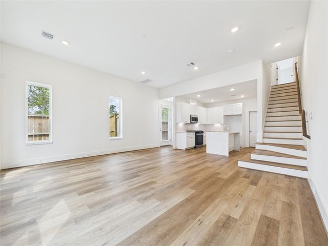 7506 Carver Road A, Houston, TX 77088