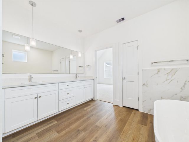 7506 Carver Road A, Houston, TX 77088