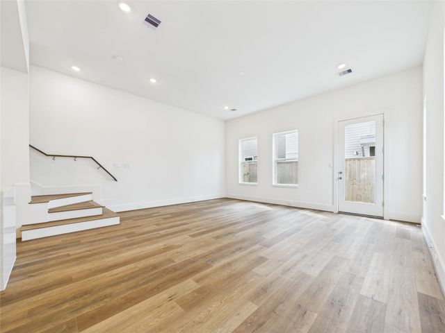 7506 Carver Road A, Houston, TX 77088