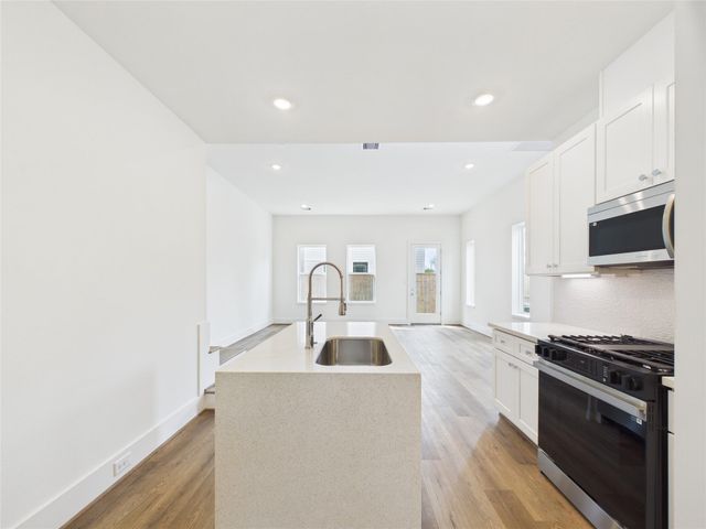 7506 Carver Road A, Houston, TX 77088