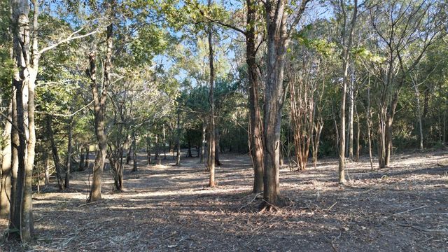 98 Private Road 4019a, Dayton, TX 77535