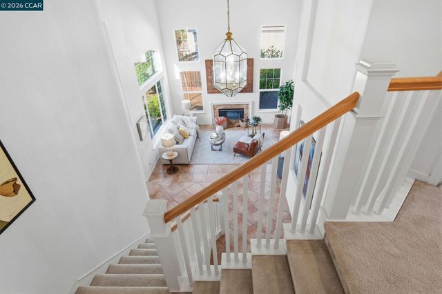 868 Deer Spring Cir, Concord, CA 94521