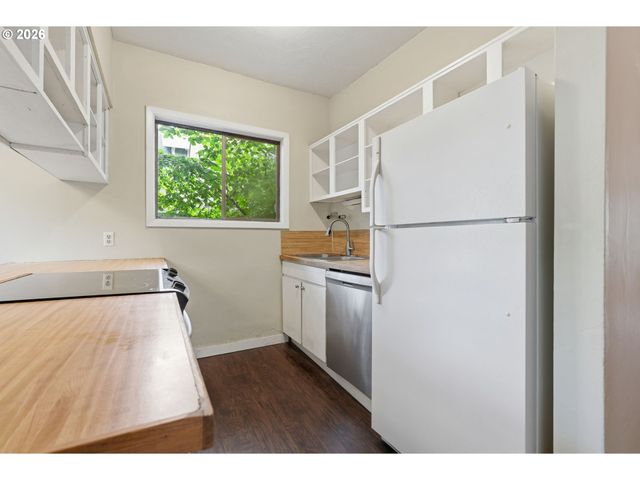 3027 Ne 11TH Ave, Portland, OR 97212