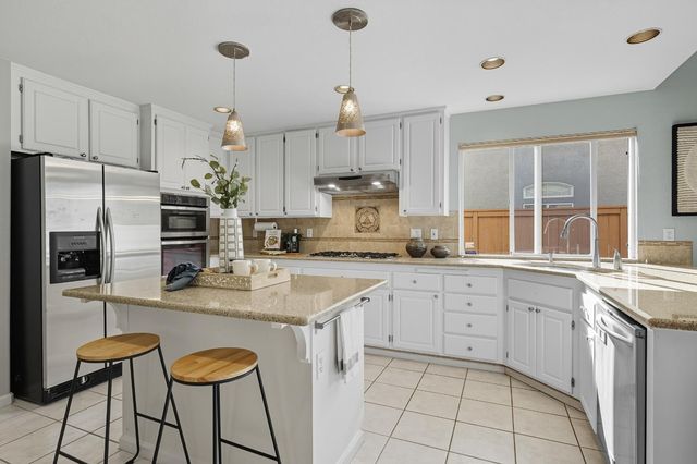 4091 Luxor Ln, Granite Bay, CA 95746