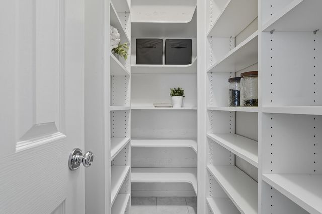 4091 Luxor Ln, Granite Bay, CA 95746