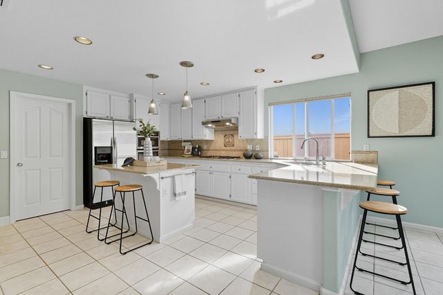 4091 Luxor Ln, Granite Bay, CA 95746