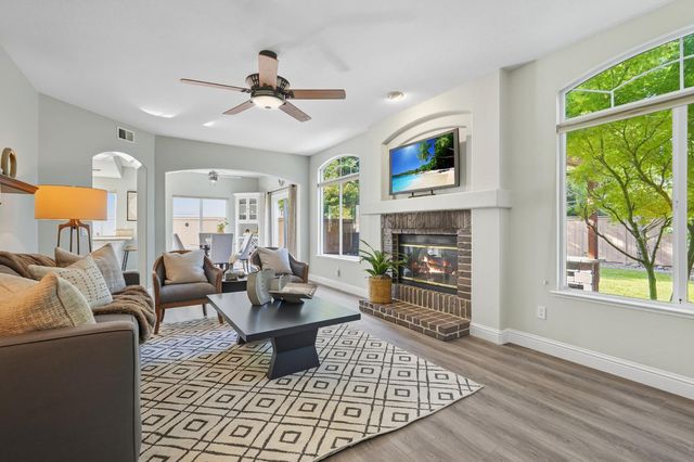 4091 Luxor Ln, Granite Bay, CA 95746