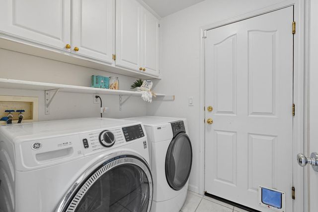 4091 Luxor Ln, Granite Bay, CA 95746