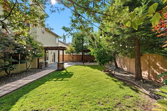 4091 Luxor Ln, Granite Bay, CA 95746