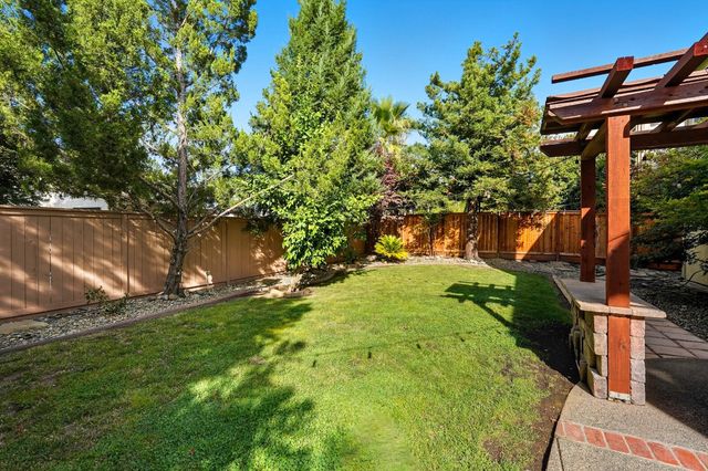 4091 Luxor Ln, Granite Bay, CA 95746