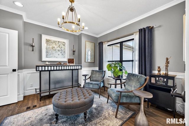 3000 W Saddle Creek Drive, Dunlap, IL 61525