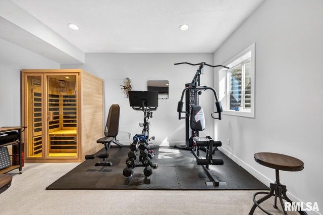 3000 W Saddle Creek Drive, Dunlap, IL 61525