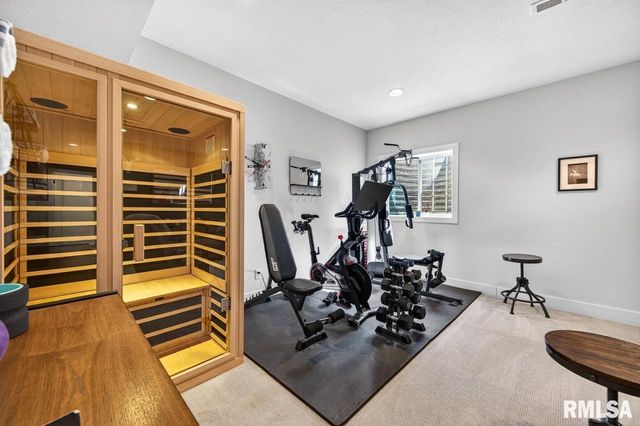 3000 W Saddle Creek Drive, Dunlap, IL 61525