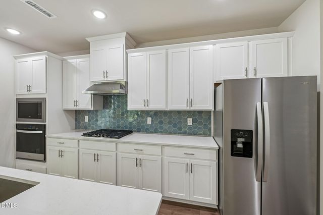 563 Hunter Way, Clayton, NC 27520