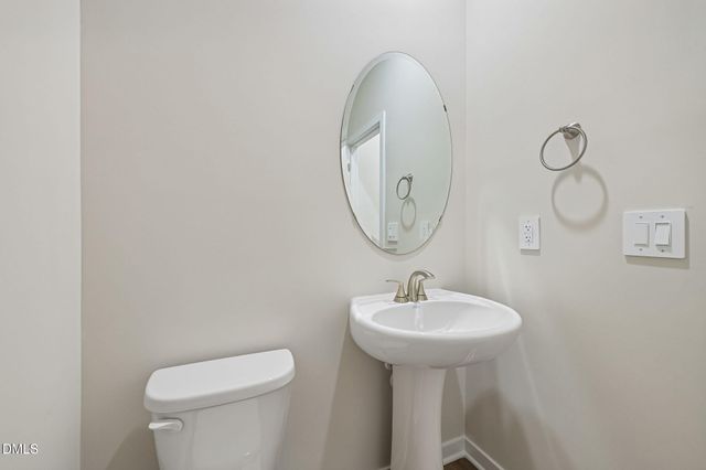 563 Hunter Way, Clayton, NC 27520