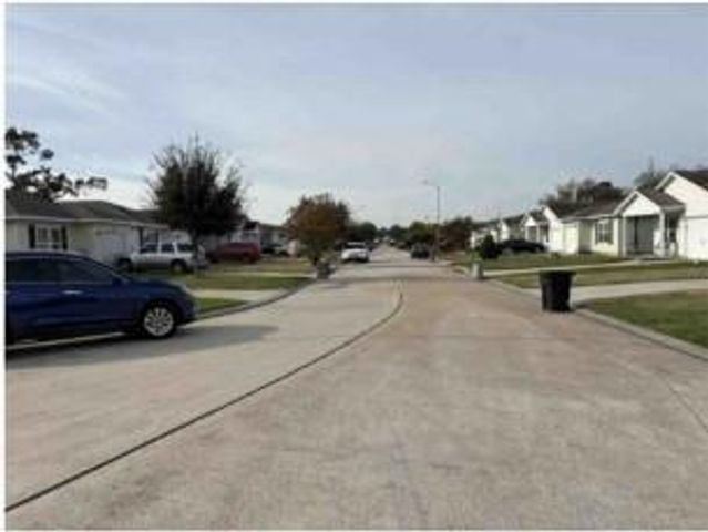 12551 Hammill Path Drive, Houston, TX 77066