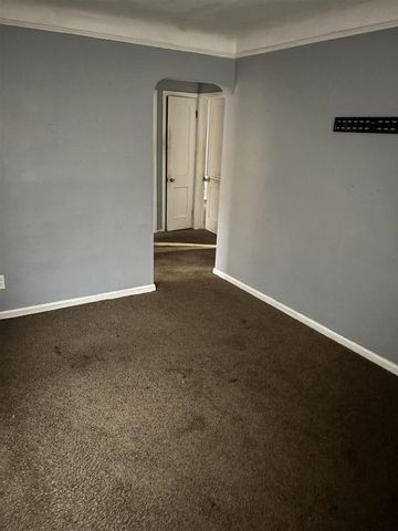 15819 Manning Street, Detroit, MI 48205