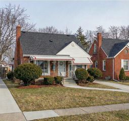 15819 Manning Street, Detroit, MI 48205