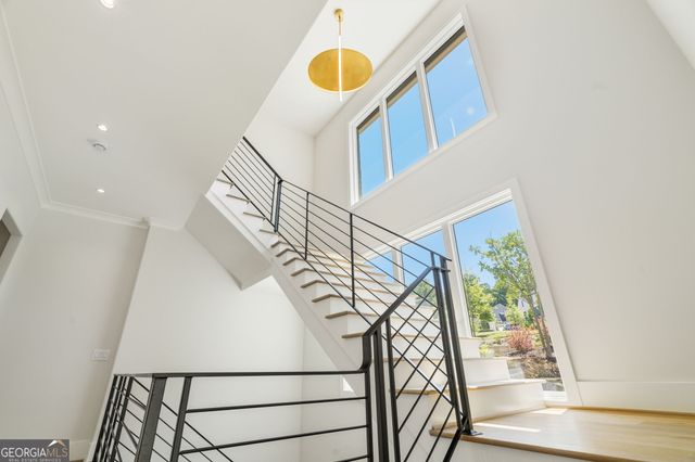 825 Kenry Court, Atlanta, GA 30342