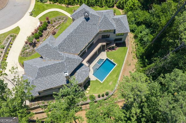 825 Kenry Court, Atlanta, GA 30342