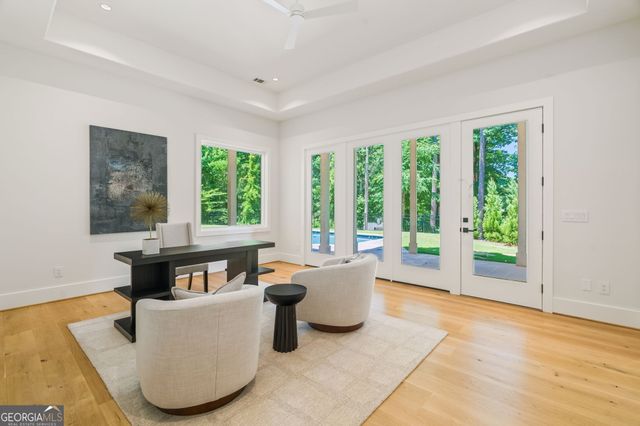 825 Kenry Court, Atlanta, GA 30342