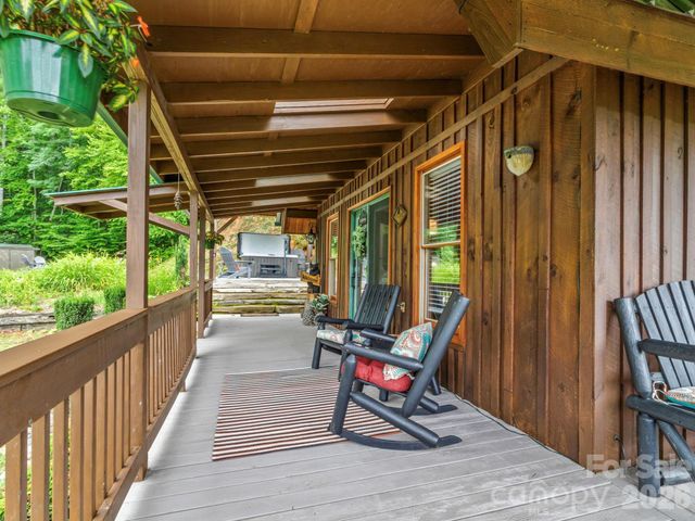 1901 Blue Rock Road, Burnsville, NC 28714