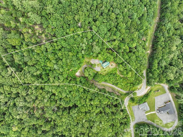 1901 Blue Rock Road, Burnsville, NC 28714