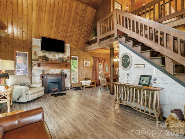 1901 Blue Rock Road, Burnsville, NC 28714