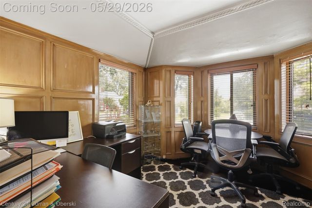 20096 Shrewsbury Road, Detroit, MI 48221