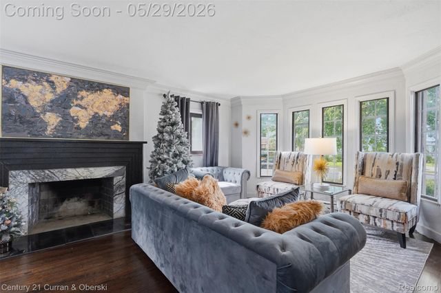 20096 Shrewsbury Road, Detroit, MI 48221