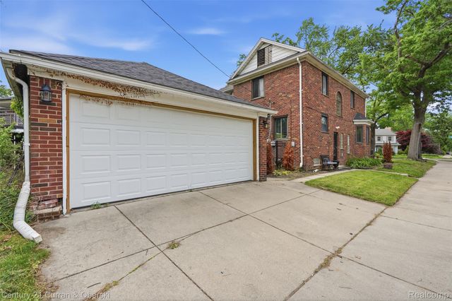 20096 Shrewsbury Road, Detroit, MI 48221