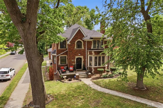 20096 Shrewsbury Road, Detroit, MI 48221
