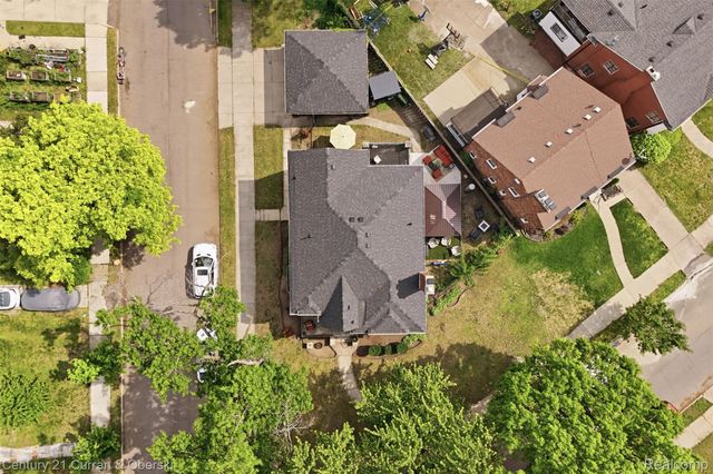 20096 Shrewsbury Road, Detroit, MI 48221