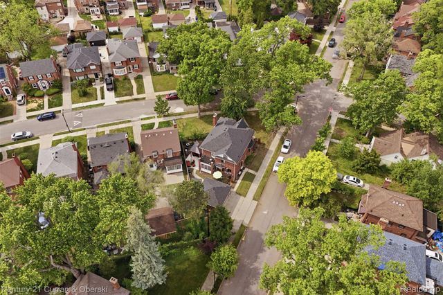 20096 Shrewsbury Road, Detroit, MI 48221