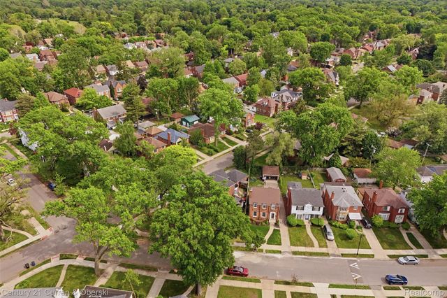 20096 Shrewsbury Road, Detroit, MI 48221