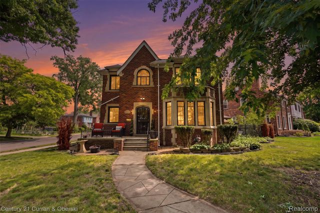 20096 Shrewsbury Road, Detroit, MI 48221