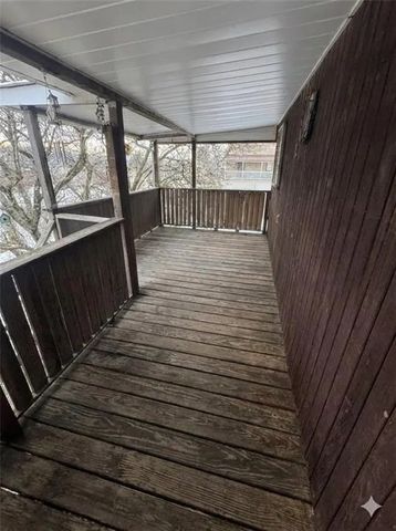 380 Monroe Ave, Leechburg Boro, PA 15656