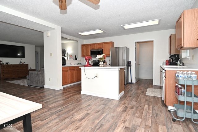 2059 Meadowlark Lane, Brownsburg, IN 46112